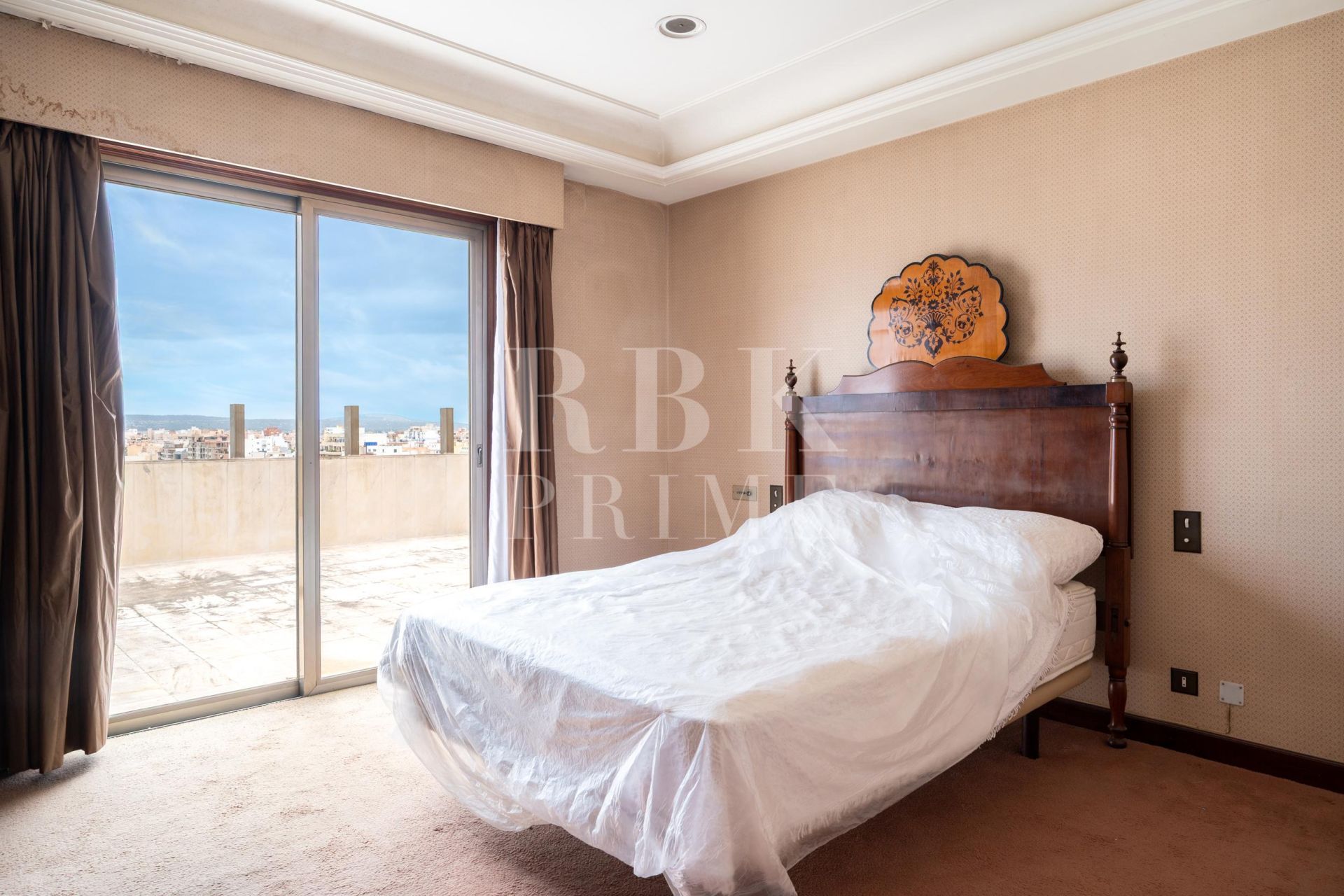 Available - Penthouse - Palma