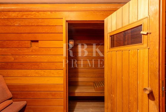 Penthouse · Available - Palma