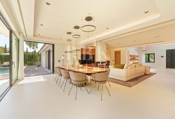 Villa · Available - Marbella · Málaga