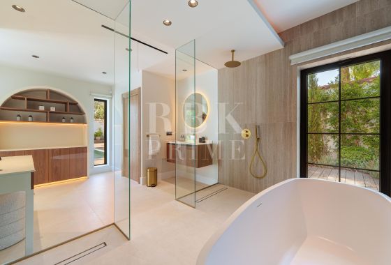 Villa · Available - Marbella · Málaga