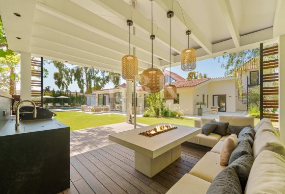 Villa · Available - Marbella · Málaga