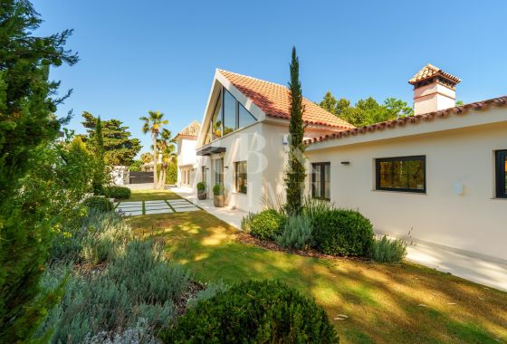 Villa · Available - Marbella · Málaga