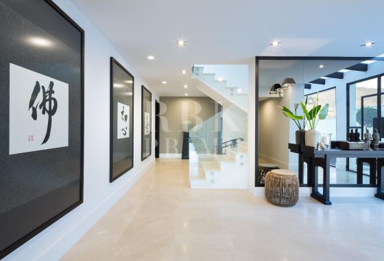Villa · Available - Málaga