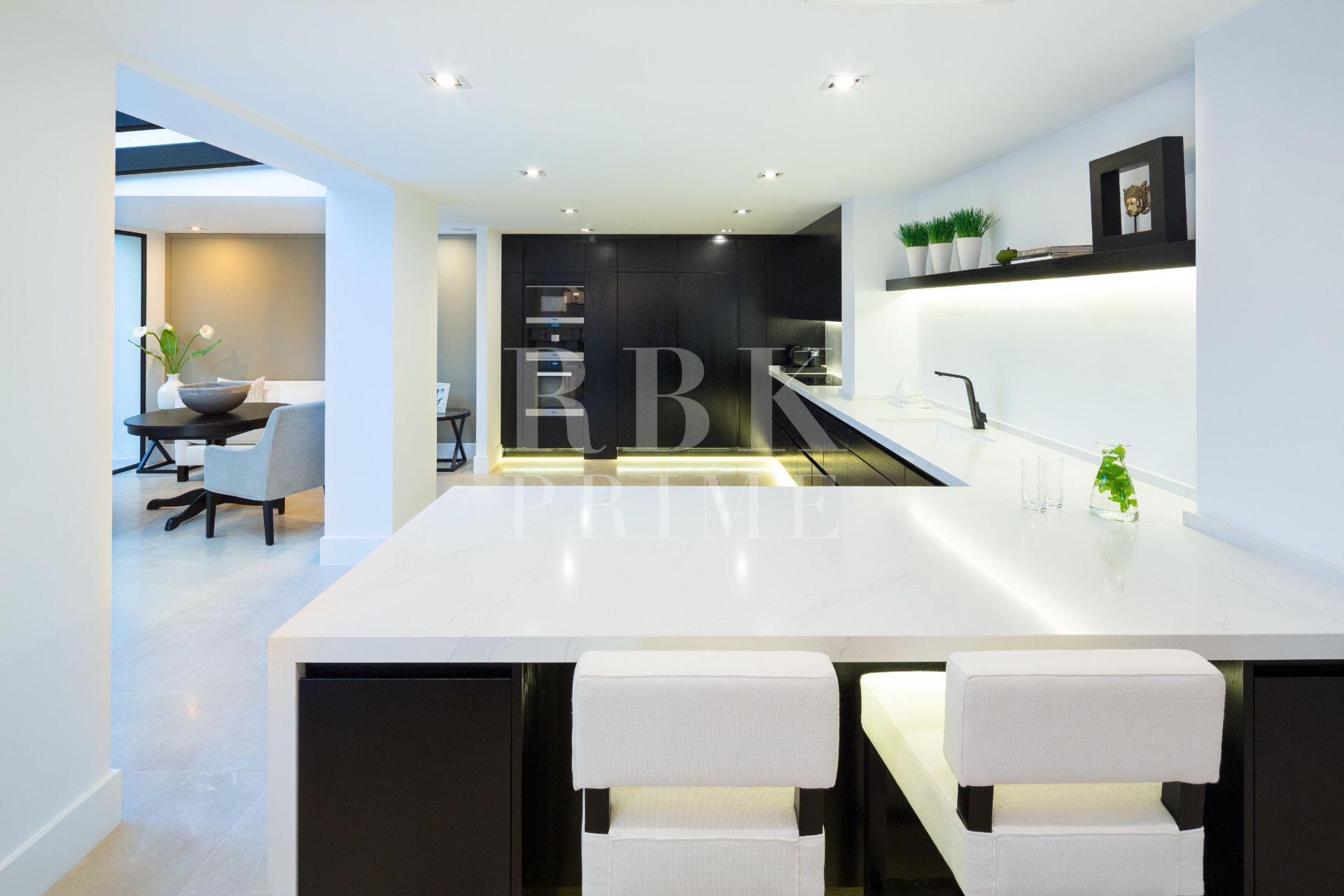 Available - Villa - Málaga - Costa del Sol