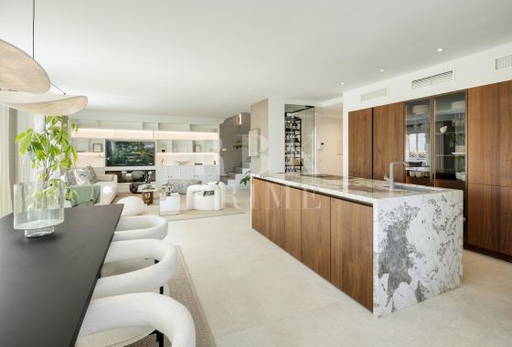 Penthouse · Available - Marbella · Málaga