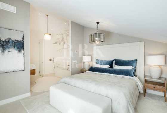 Penthouse · Available - Marbella · Málaga