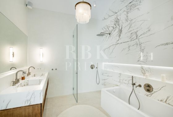 Penthouse · Available - Marbella · Málaga