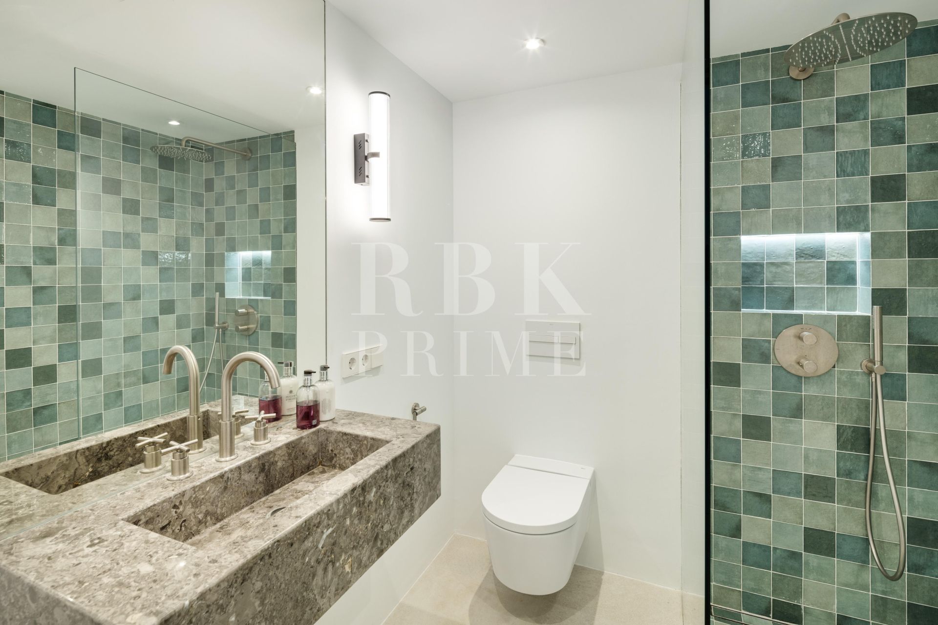Available - Penthouse - Marbella - Costa del Sol