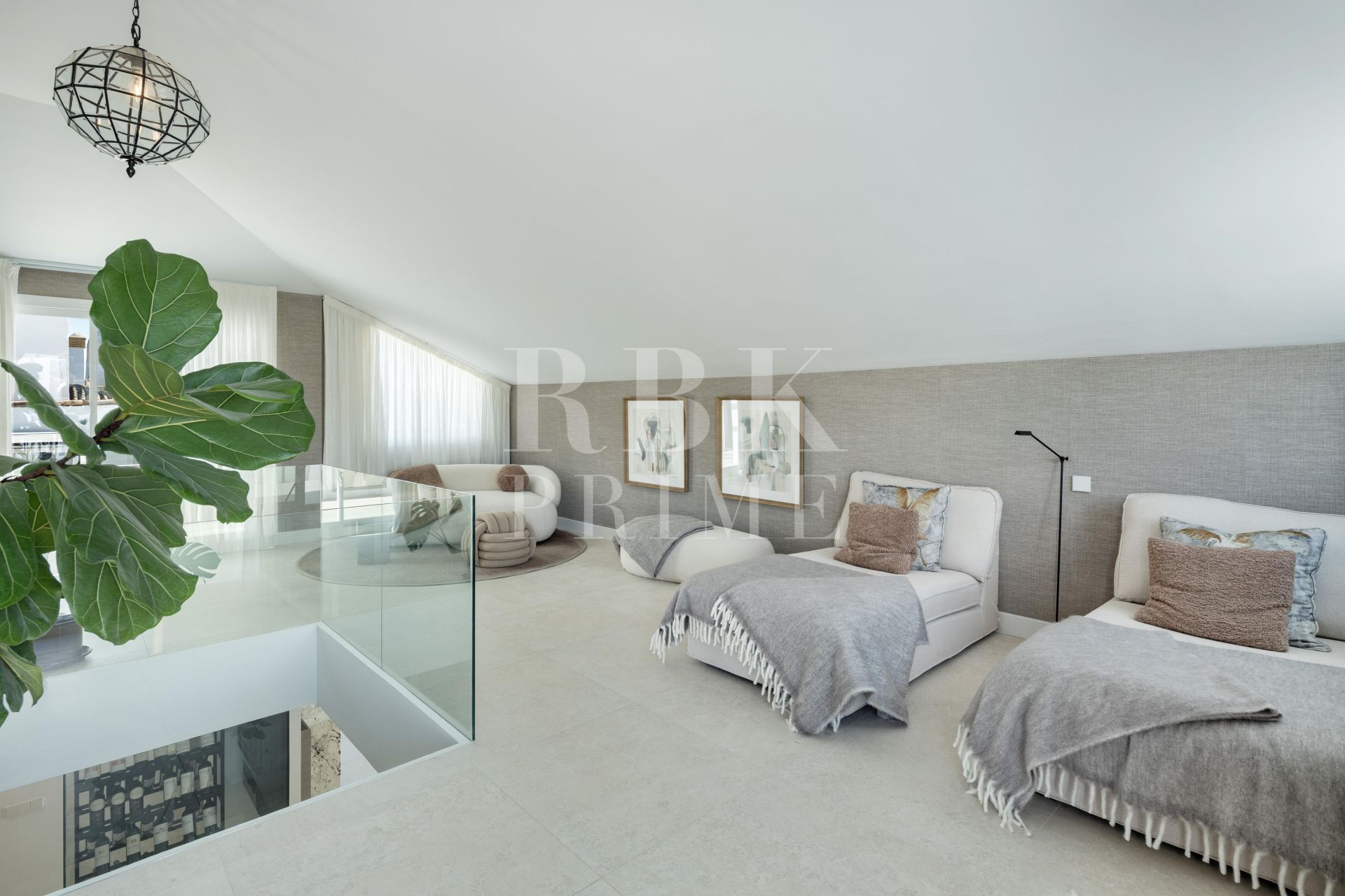 Available - Penthouse - Marbella - Costa del Sol