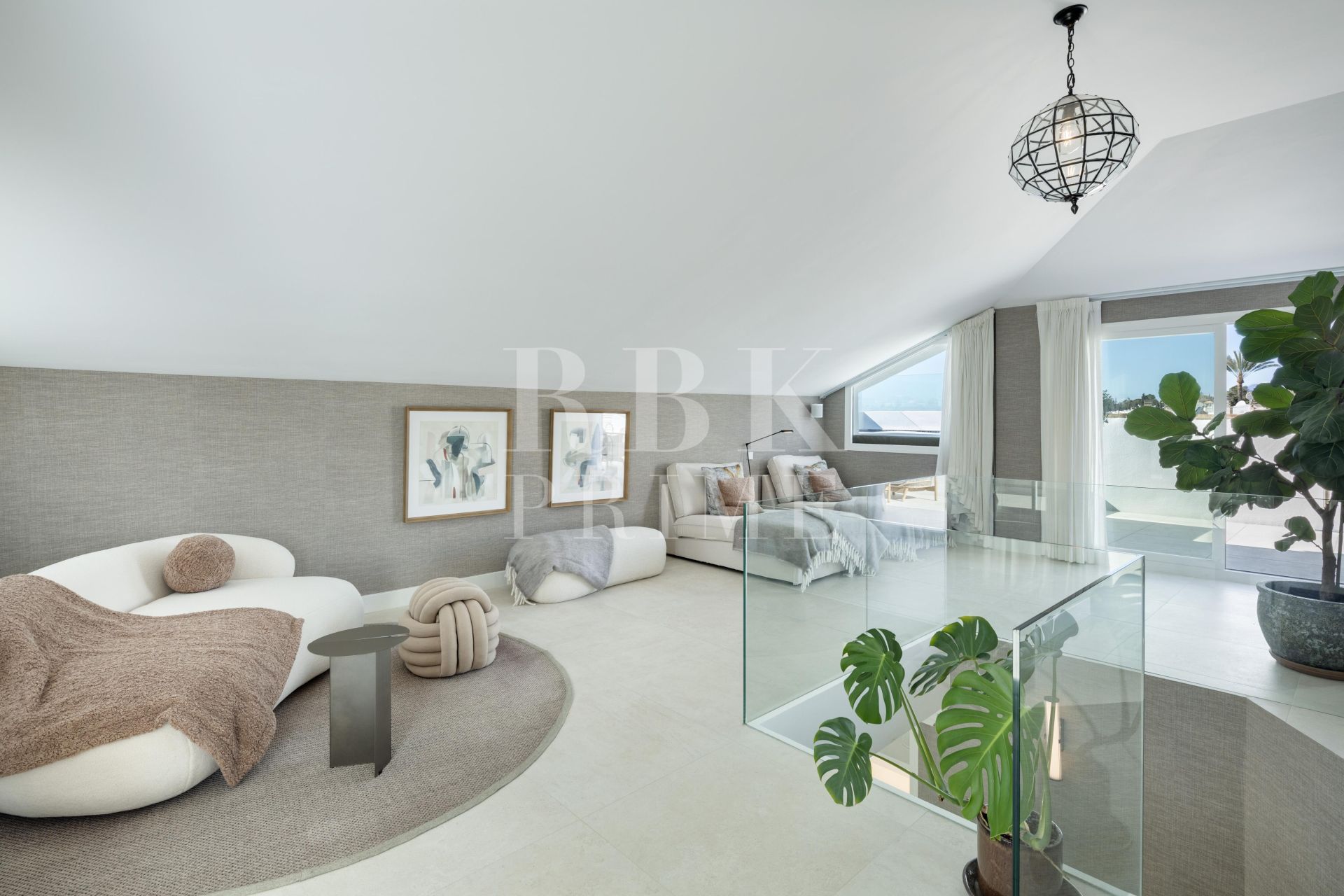 Available - Penthouse - Marbella - Costa del Sol