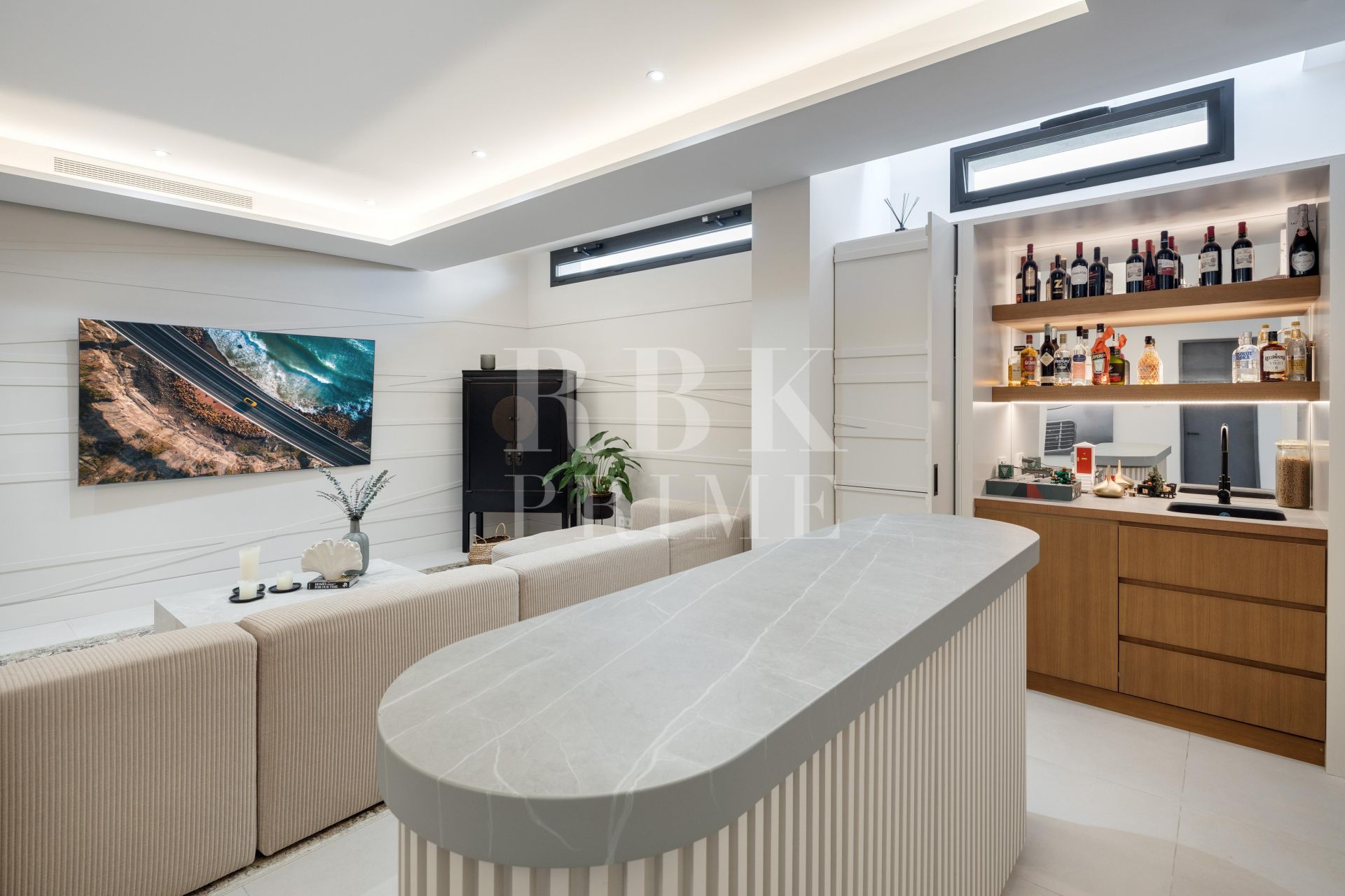 Available - Villa - Málaga - Costa del Sol