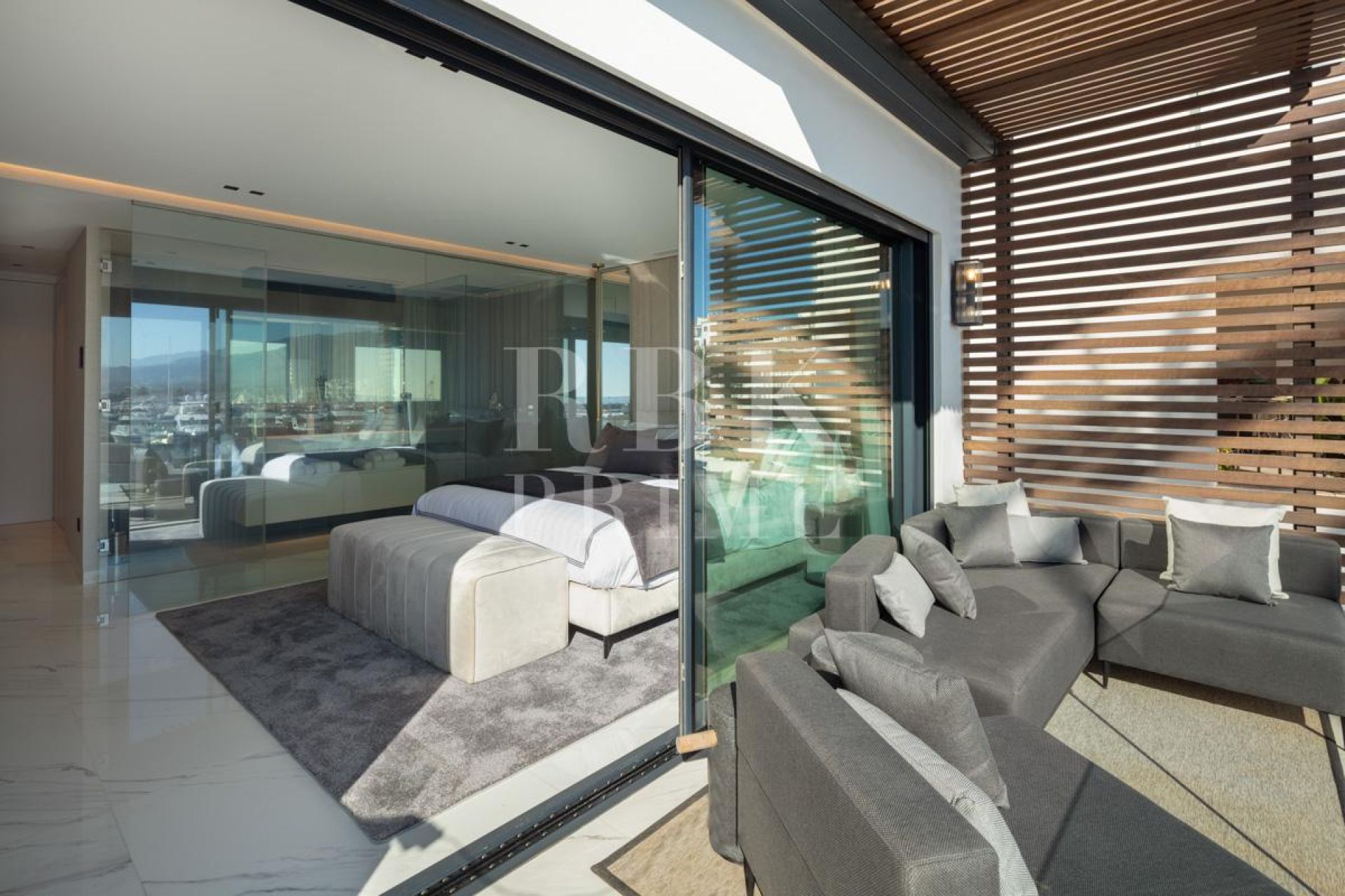 Available - Apartment - Málaga - Costa del Sol