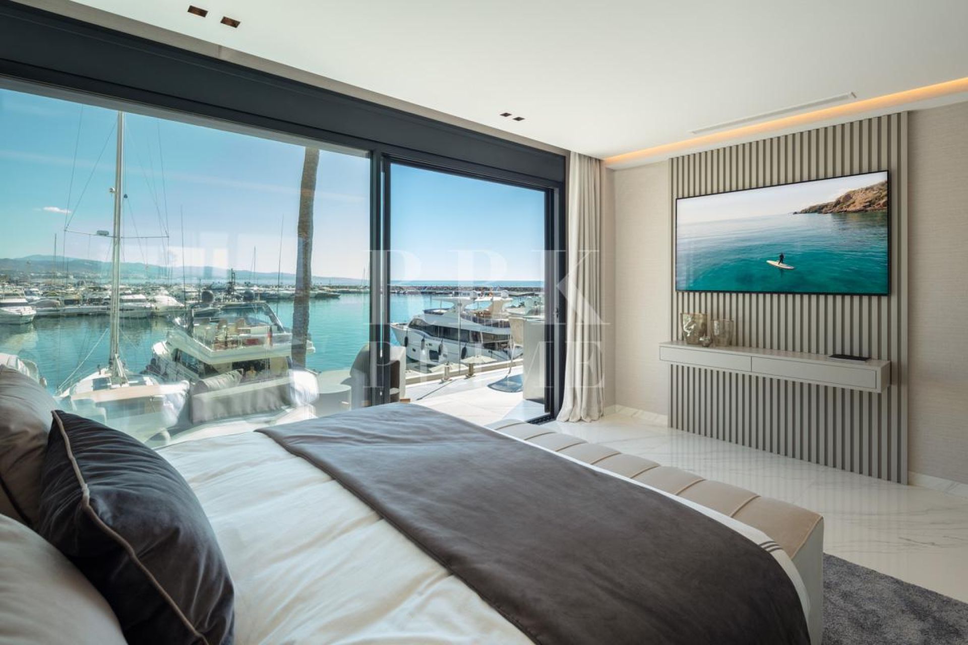 Available - Apartment - Málaga - Costa del Sol