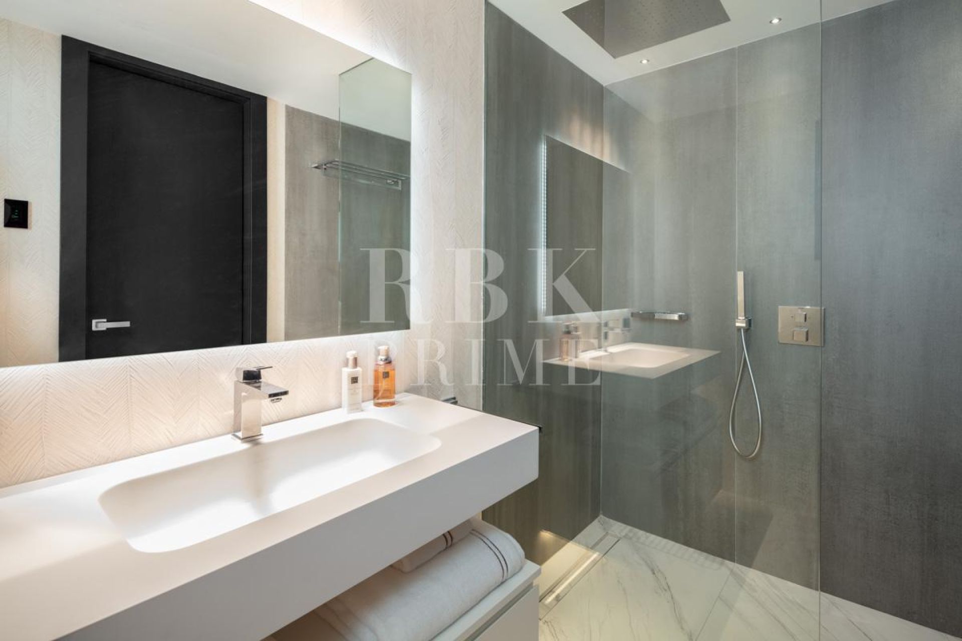 Available - Apartment - Málaga - Costa del Sol