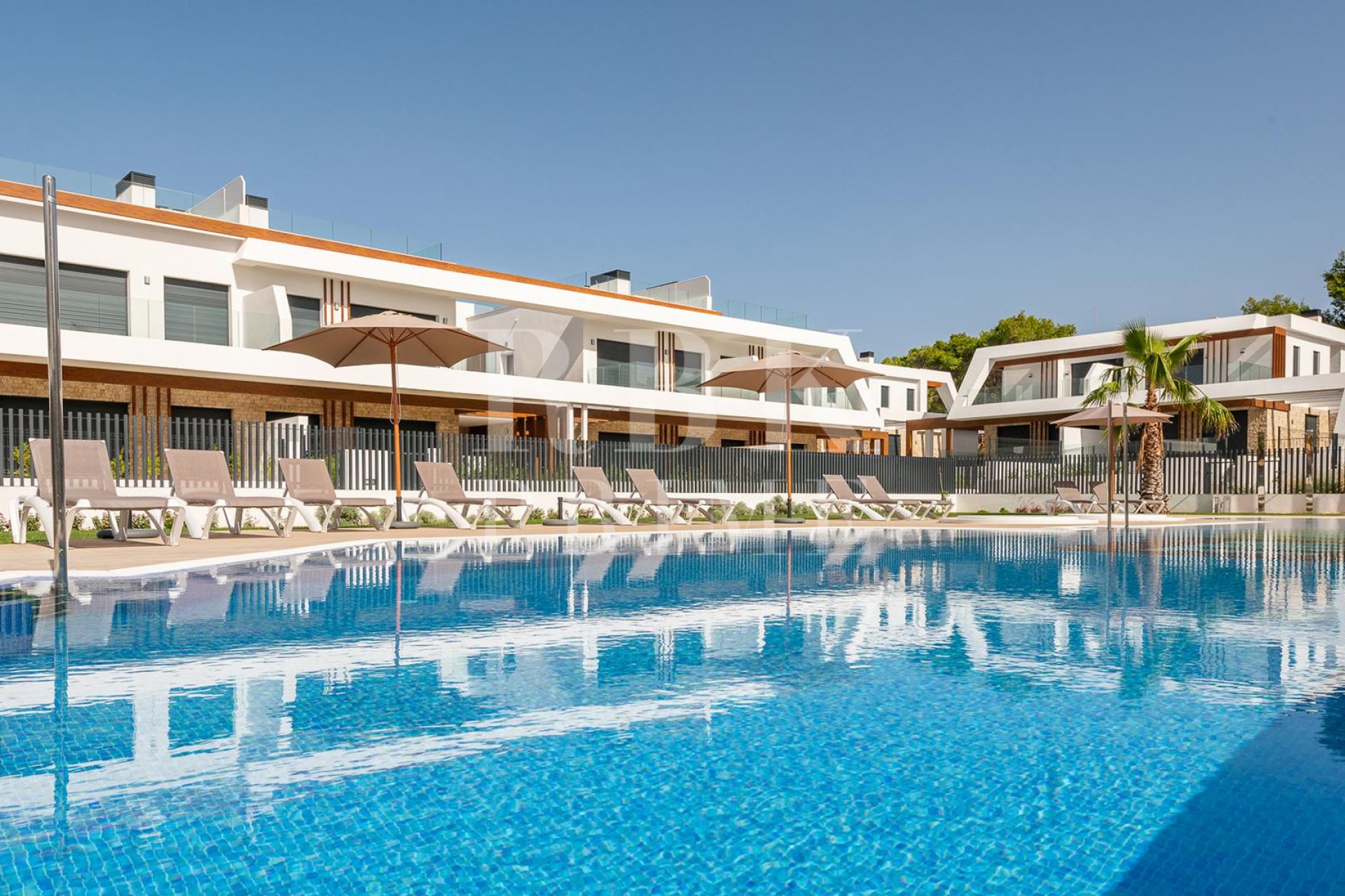 Available - Semi-detached house - Capdepera