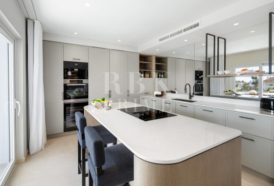 Penthouse · Available - Marbella · Málaga