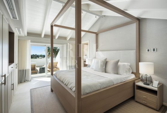 Penthouse · Available - Marbella · Málaga