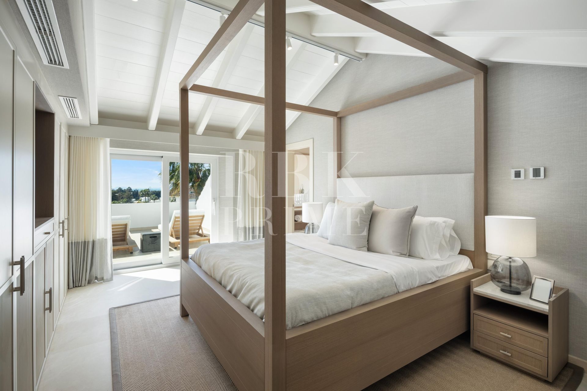 Available - Penthouse - Marbella - Costa del Sol