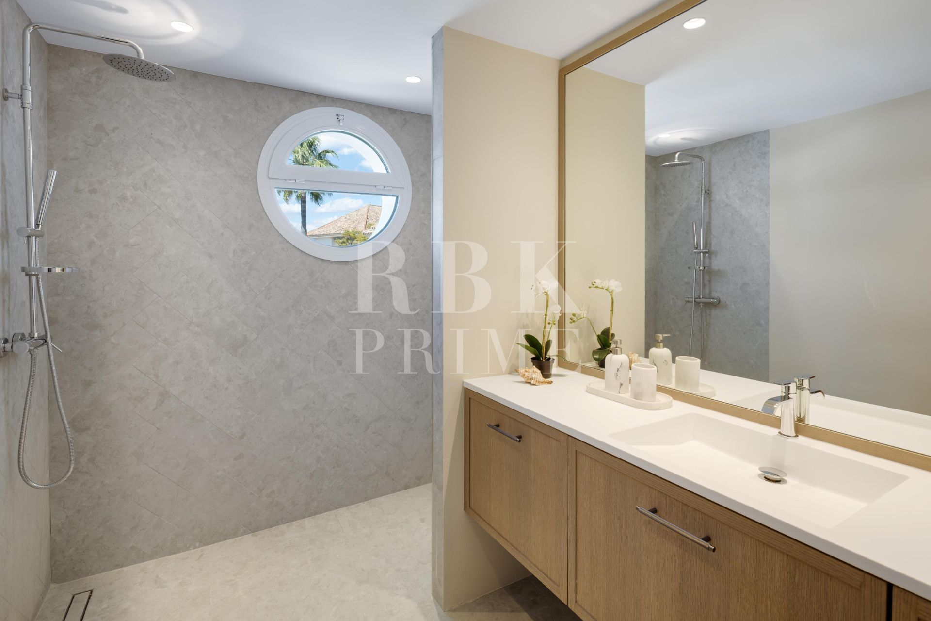 Available - Penthouse - Marbella - Costa del Sol