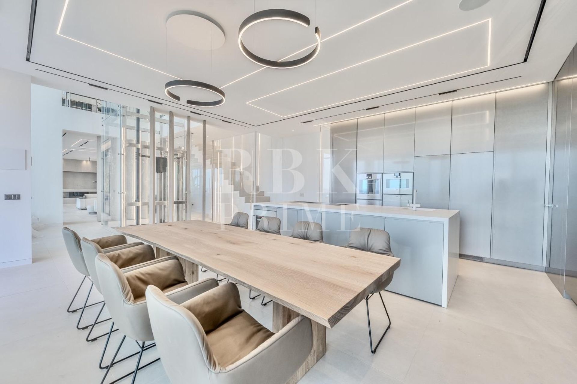 Available - Villa - Calvià