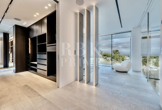 Villa · Available - Calvià