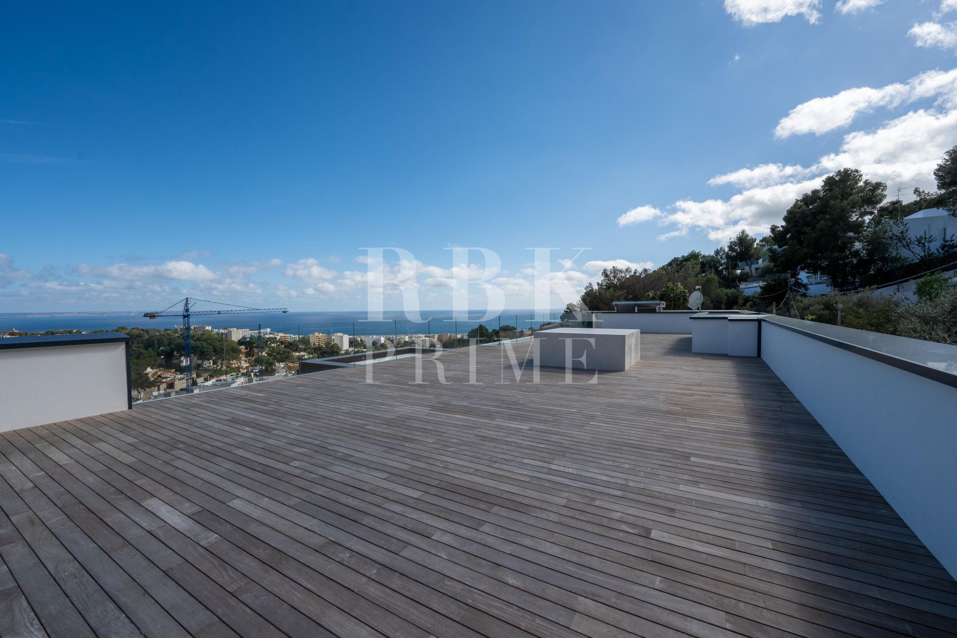 Available - Villa - Calvià