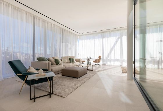 Villa · Available - Palma