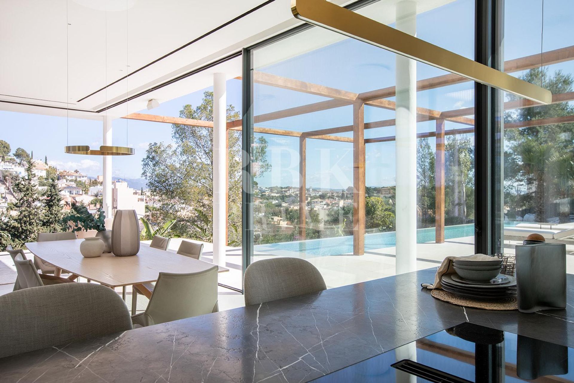Available - Villa - Palma