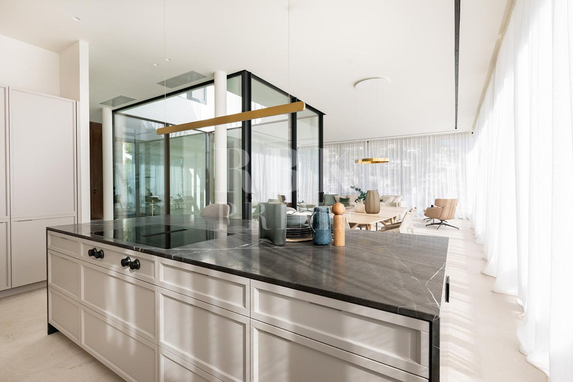 Available - Villa - Palma