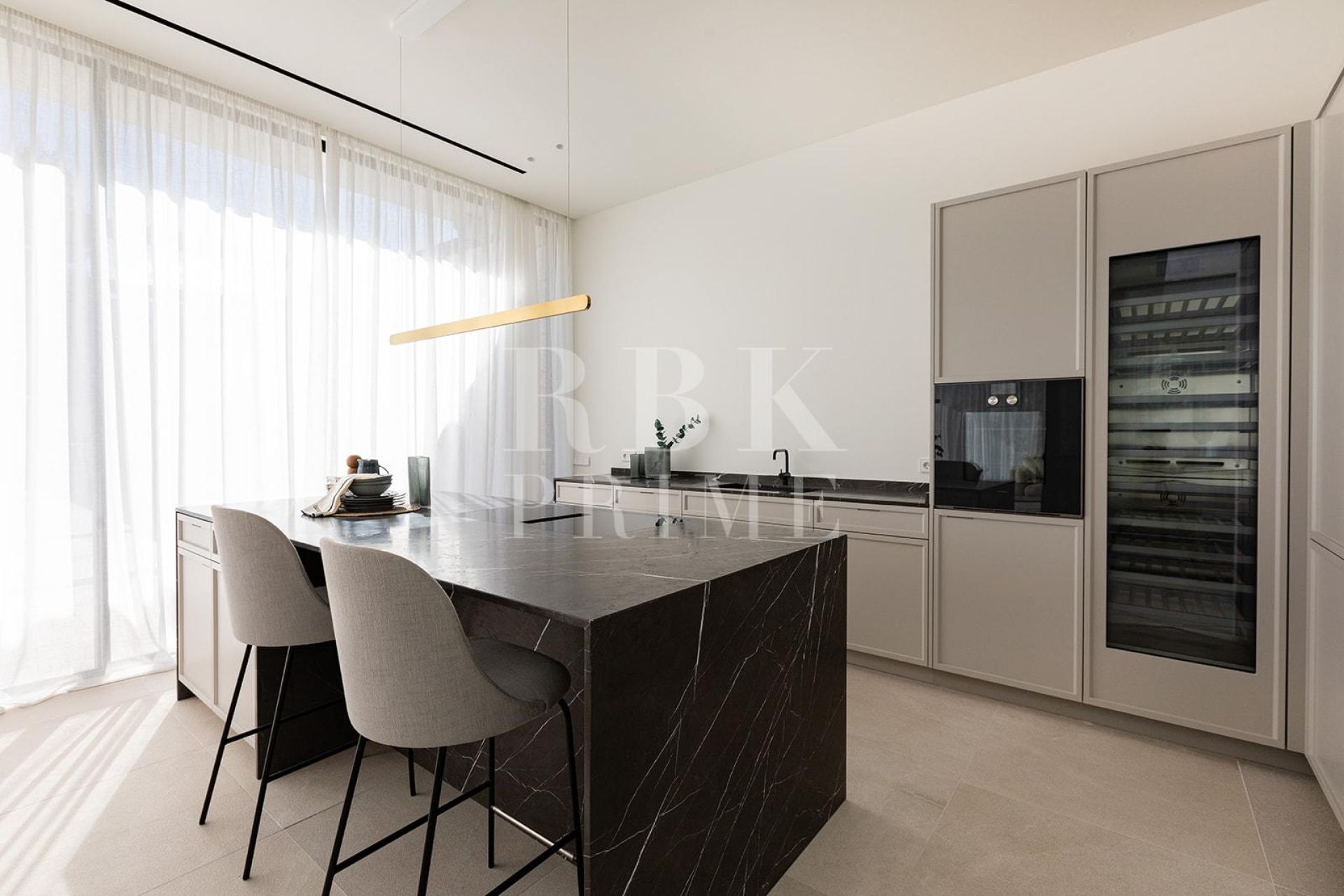 Available - Villa - Palma