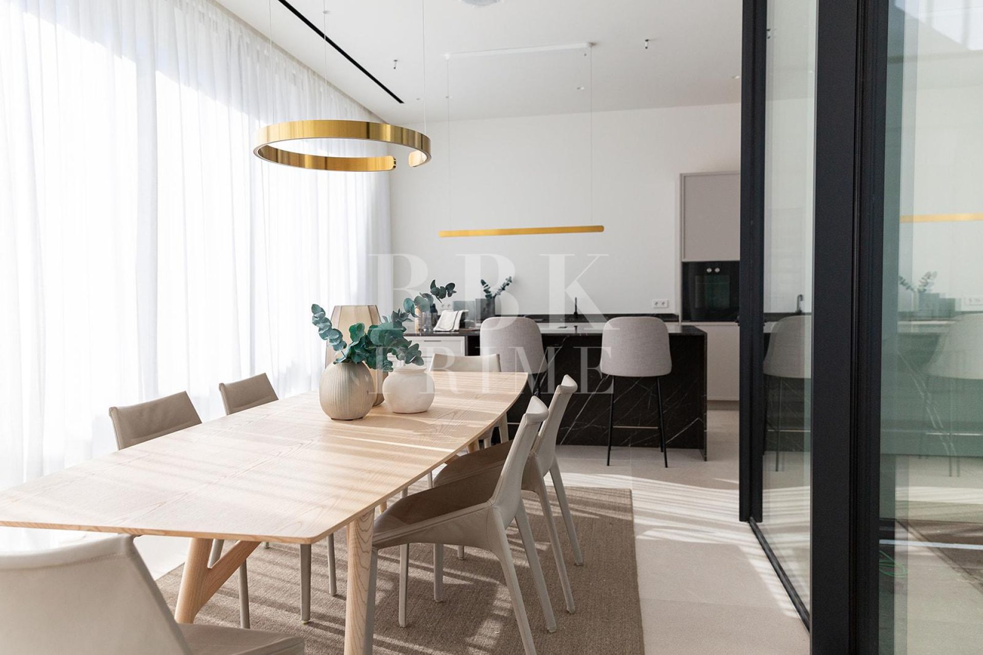 Available - Villa - Palma