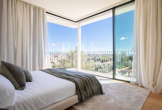 Villa · Available - Palma