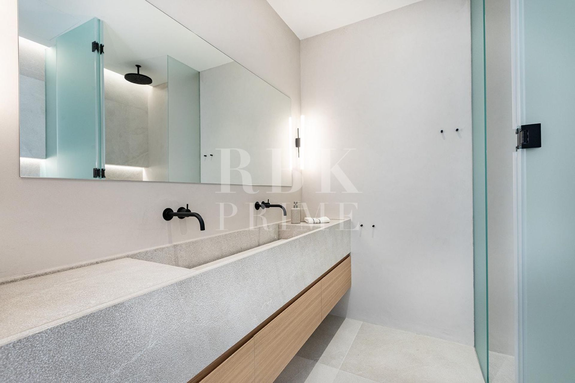Available - Villa - Palma