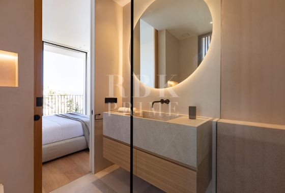 Villa · Available - Palma