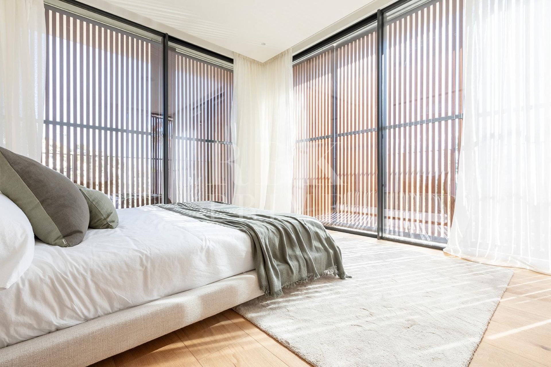 Available - Villa - Palma