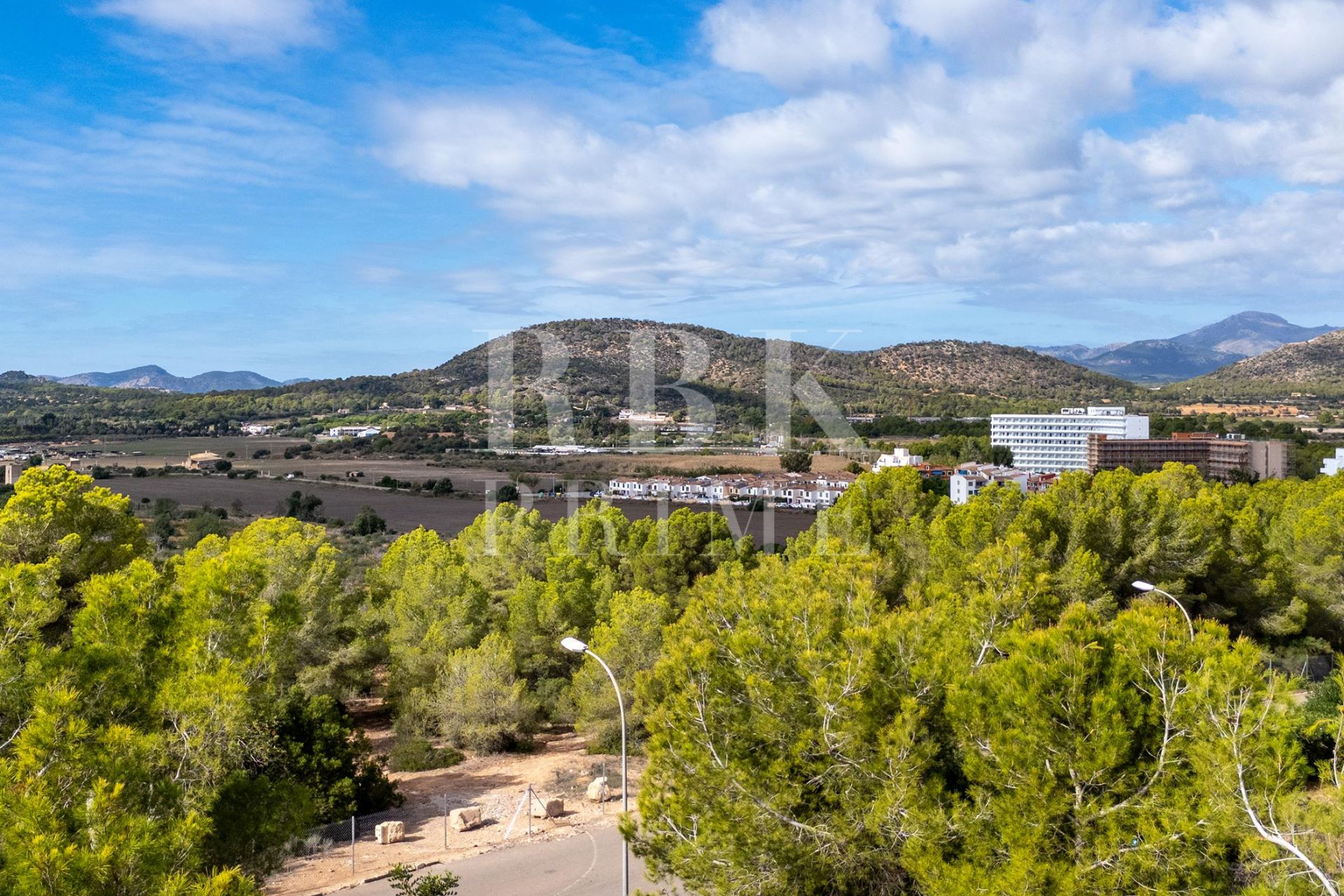 Available - Urban plot - Calvià