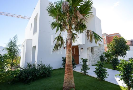 Available - Detached house - Alicante - Costa Blanca South