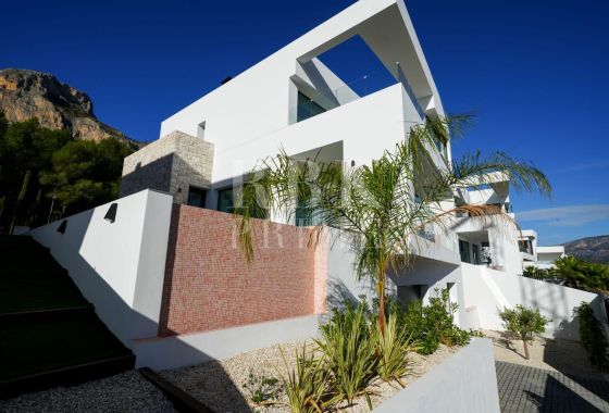 Available - Detached house - Alicante - Costa Blanca South