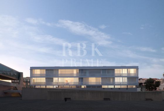 Ground floor · Available - Lisboa