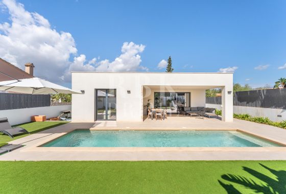 Villa · Available - Marratxí