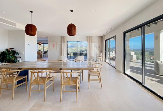 Villa · Available - Bunyola