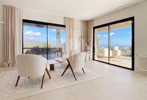 Villa · Available - Bunyola