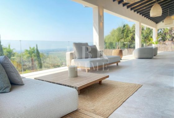 Villa · Available - Bunyola