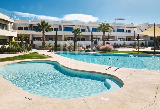 Apartment · Available - Alicante