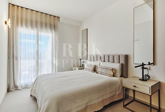 Apartment · Available - Alicante