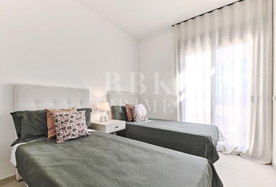 Apartment · Available - Alicante