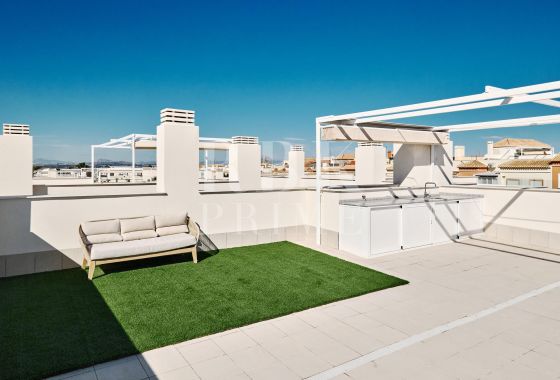 Apartment · Available - Alicante