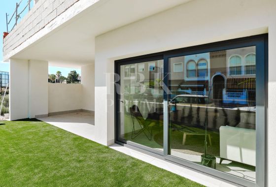 Apartment · Available - Alicante