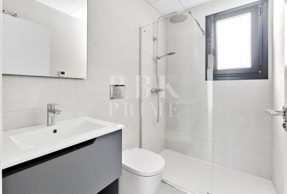 Ground floor · Available - Alicante