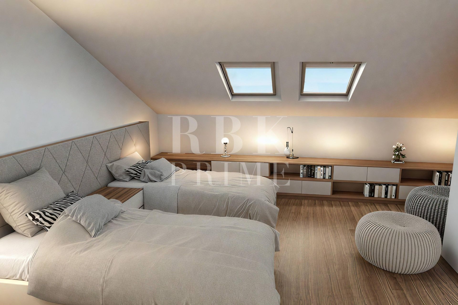 Available - Duplex - Madrid